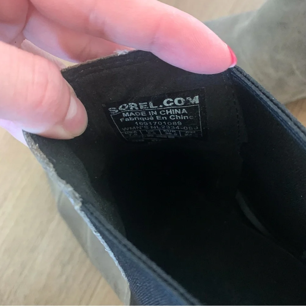 Sorel Brown Leather Wedge Booties Size 7.5
